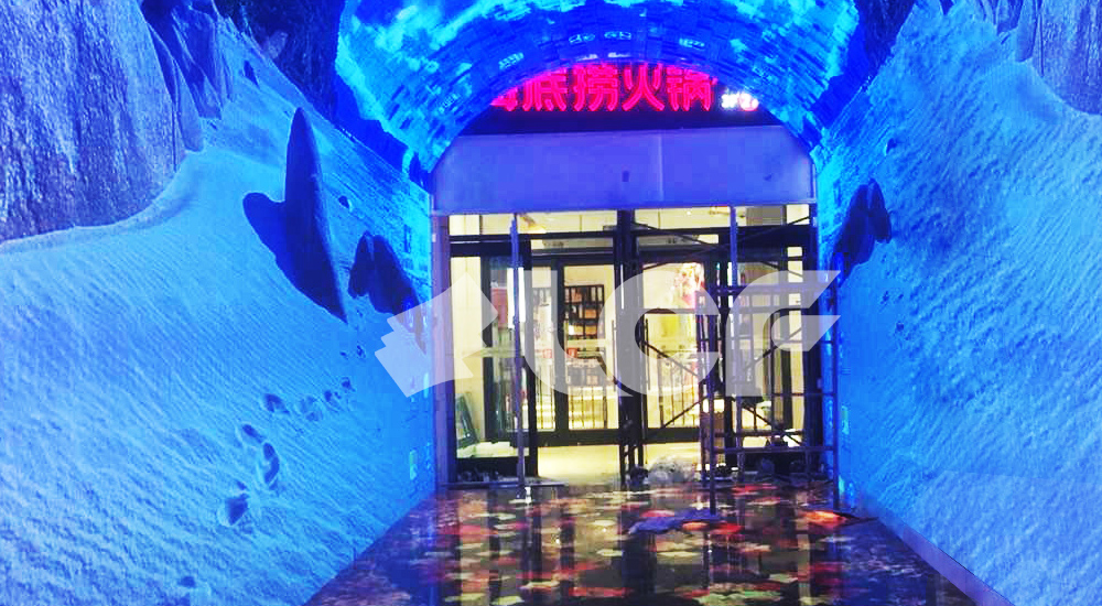 秦皇岛世纪港湾商业广场时光隧道LED显示屏项目.jpg 秦皇岛世纪港湾商业广场时光隧道LED显示屏项目.jpg