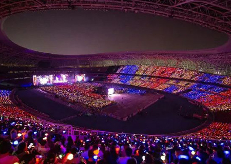 星空游戏LED巨幕和荧光棒燃爆周杰伦太原演唱会（第二场）