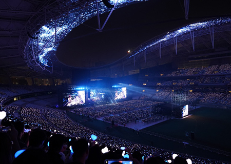 星空游戏荧光棒和LED屏幕惊艳周杰伦上海演唱会（第一场）